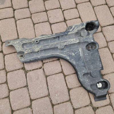 Osłona podwozia dolna prawa Opel Mokka B 9823547080