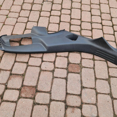 Osłona kanapy tył prawa progu progowa Opel Mokka B 2 9834919880