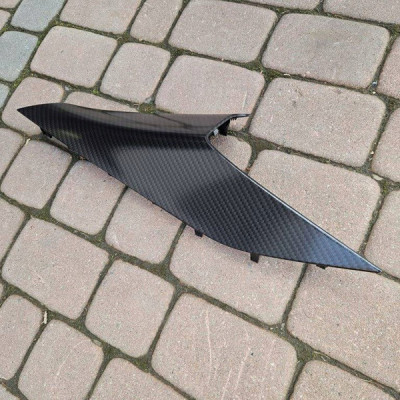 Listwa deski carbon dekor konsoli Opel Mokka B 2 9834931280