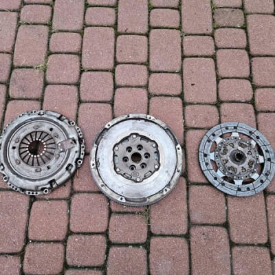 Sprzęgła dwumas 1.5HDI PROACE CITY Berlingo Combo E Rifter 9820879880