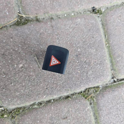 Przełącznik awaryjnych PROACE CITY Berlingo Combo E Rifter 9817043077