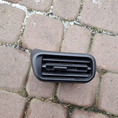 Kratka nawiewu deski PROACE CITY Berlingo Combo E Rifter MOU022342