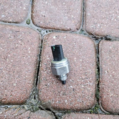 Czujnik temperatury 1.5HDI PROACE CITY Berlingo Combo E Rifter 9828711180