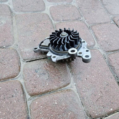 Pompa wody 1.5HDI PROACE CITY Berlingo Combo E Rifter Z16001023