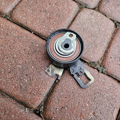 Napinacz paska rozrządu PROACE CITY Berlingo Combo E Rifter 9813899080