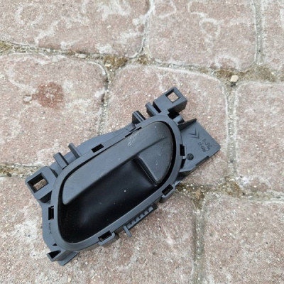 Klamka drzwi lewy tył PROACE CITY Berlingo Combo E Rifter 96555515XT