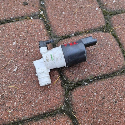 Pompka spryskiwaczy PROACE CITY Berlingo Combo E Rifter 9632984980