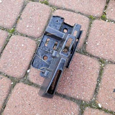 Ślizg tylny prawy zderzaka PROACE CITY Berlingo Combo E Rifter 9816808480