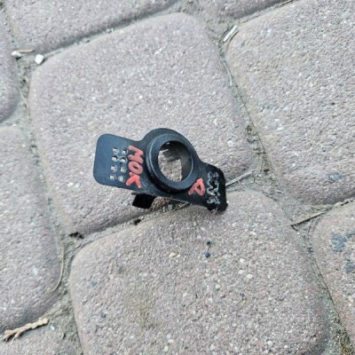 Koszyk czujnika przedniego zderzaka PDC parkowania Opel Mokka B 2 II