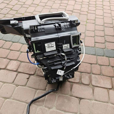 Nagrzewnica nawiewu EUROPA Renault Clio IV 272709355R