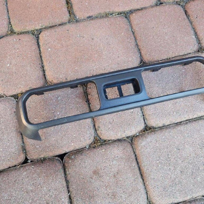 Obudowa kratki nawiewu PROACE CITY Berlingo Combo E Rifter GE004662010