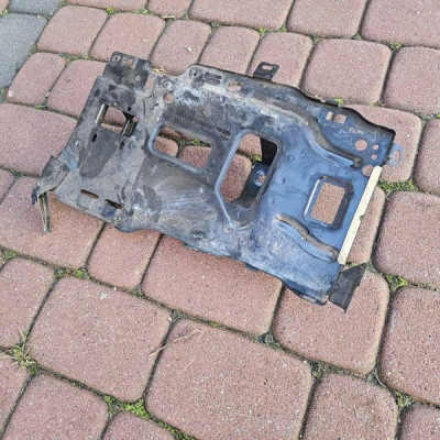 Podstawa akumulatora Opel Grandland X 9815288480