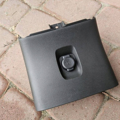 Osłona tunelu tylnego zapalniczka Opel Grandland X YP00062577