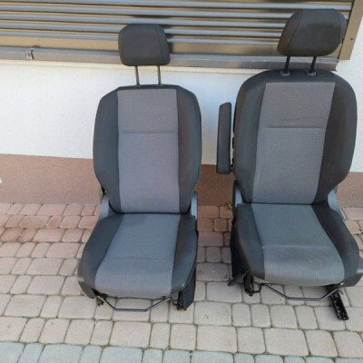 Fotele komplet foteli pojedyncze PROACE CITY Berlingo Combo E Rifter