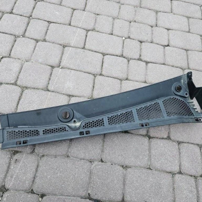 Podszybie górne lewe EUROPA PROACE CITY Berlingo Combo E Rifter 9816567880