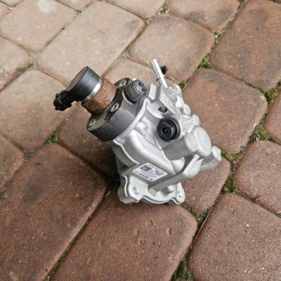 Pompa wtryskowa NOWA 1.5HDI PROACE CITY Berlingo Combo E Rifter 9817903080