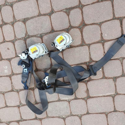 Pasy przód przednie wystrzelone Opel Astra K V