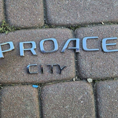 Napis emblemat klapy tył PROACE CITY Napis emblemat klapy tył PROACE CITY