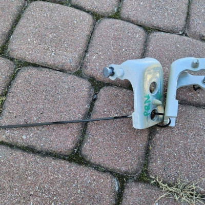 Zawias drzwi prawy przód EPR PROACE CITY Berlingo Combo E Rifter