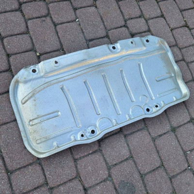 Osłona termiczna wydechu blacha Volkswagen Golf 7 VII 5Q0825701E