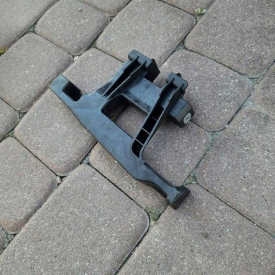 Uchwyt mocowanie wspornik tunelu Volkswagen Golf 7 VII 5G1861513A