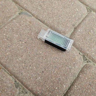 Oświetlenie kabiny lampka led Volkswagen Golf 7 VII 5G0947409