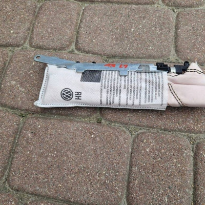 Poduszka fotelówka fotela lewa AIRBAG Volkswagen Golf 7 VII 5G0880241C