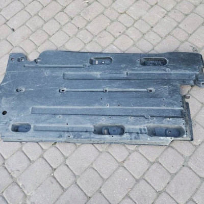 Obudowa osłona dolna lewa Opel Astra L 6 VI 9832617680