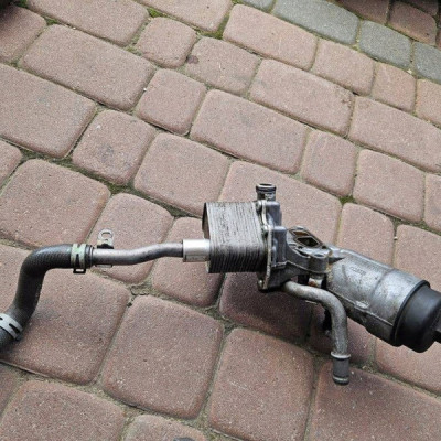 Chłodniczka klimatyzacji obudowa filtra oleju 1.4T Opel Mokka 55566784