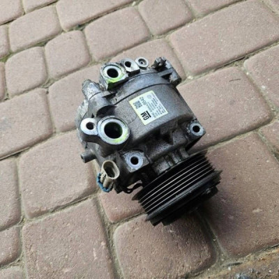 Sprężarka klimatyzacji 1.4T 1.7CDTI Opel Mokka 95369542