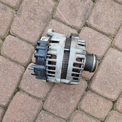 Alternator 1.4T 130A Adam Opel Mokka 13588289