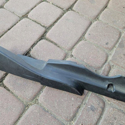 Obudowa osłona prowadnicy fotela Opel Mokka ATZ94329