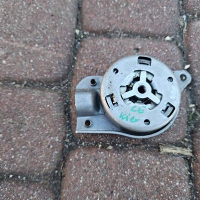 Regulacja bębenek fotela kierowcy Opel Corsa E Adam