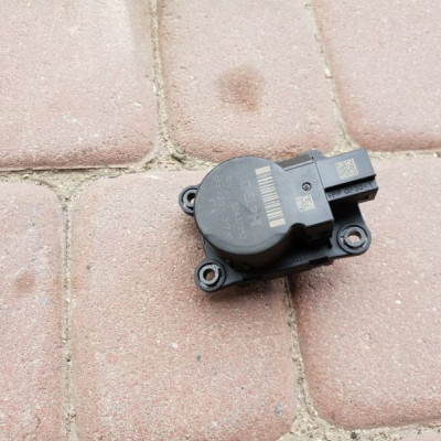 Silniczek nagrzewnicy Opel Insignia 52437252