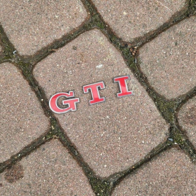 Logo napis emblemat klapy tył GTI ORYGINAŁ Volkswagen Golf 7 VII GTI