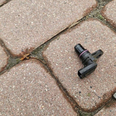 Czujnik silnika wałka 2.0TFSI Volkswagen Golf 7 VII GTI 04C907601