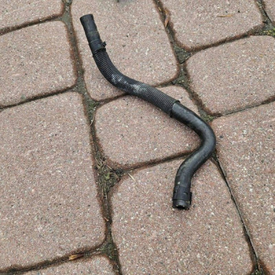 Przewód rura wąż wody 2.0TFSI Volkswagen Golf 7 VII GTI 5Q0122157AK