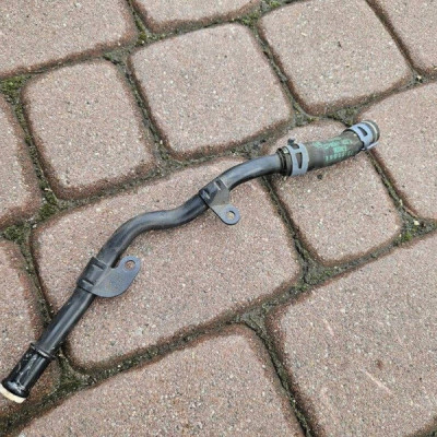 Przewód rura wąż wody 2.0TFSI TSI Volkswagen Golf 7 VII GTI 06K121085M