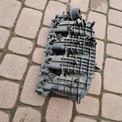 Kolektor ssący 2.0TFSI TSI Volkswagen Golf 7 VII GTI 06L133201FA