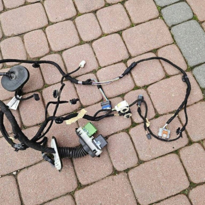 Instalacja wiązka drzwi przód przednia prawa Opel Grandland X 9833280380