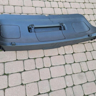Obudowa osłona tapicerka klapy bagażnika Opel Grandland X YP00036177