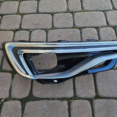 Odblask lampy przedniej odbłyśnik prawej Opel Grandland X YP00015980