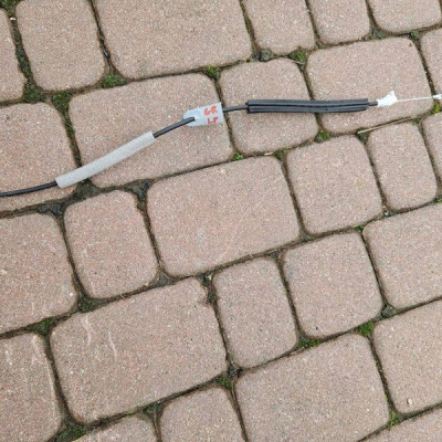 Linka otwierania drzwi przód przedni lewych Opel Grandland X