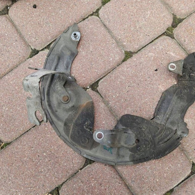 Obudowa osłona tarczy przedniej lewej Opel Grandland X