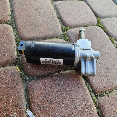 Silniczek sterowania regulacji fotela pasażera Opel Grandland X 1149460X04