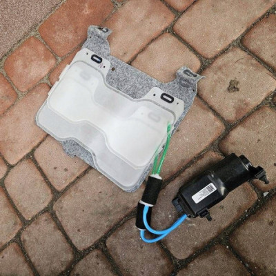 Pompowanie pompka lędźwi fotela Opel Grandland X 9811343780