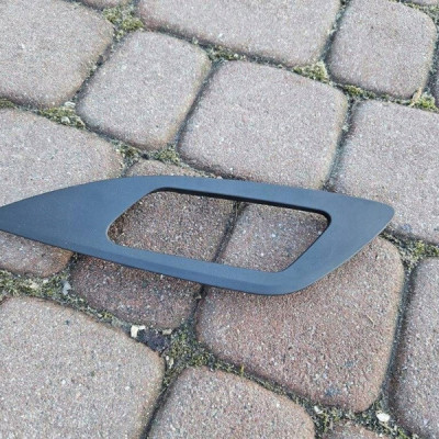 Obudowa osłona drzwi tył tylna lewa Opel Grandland X YP00027877