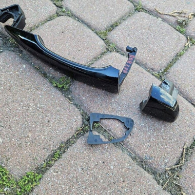 Klamka drzwi prawy przód KTV czarna 5O5P5L5E5X6003