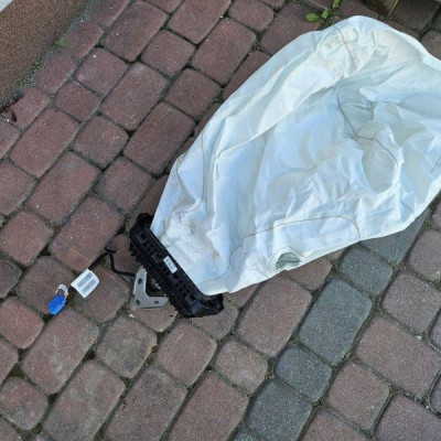 Poduszka pasażera AIRBAG WYSTRZELONA! Opel MOKKA B 2 II 9834687780