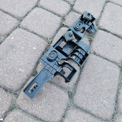 Uchwyt mocowanie wspornik wnętrza OPEL ASTRA L 6 VI